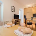 La Vitta Apartment