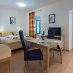 La Vitta Apartment *
