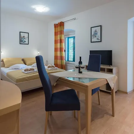 La Vitta Apartment *